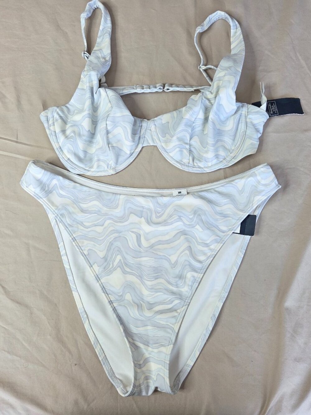 Abercrombie & Fitch NWT Bikini Set Wave Print Underwire Top + Moderate Bottom XL